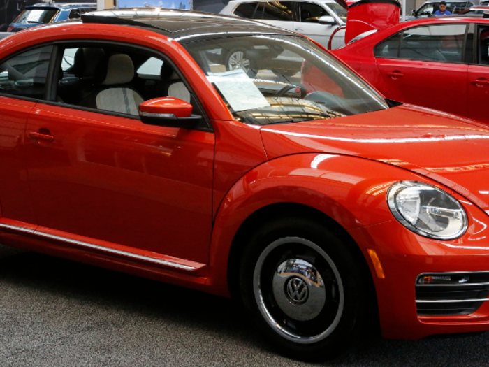 10. Volkswagen New Beetle