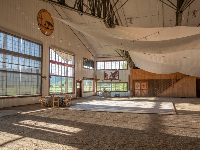 On my recent visit to Diamond Cross Ranch, we started out in the barn, which the couple built in 2004 after deciding to pursue corporate events.