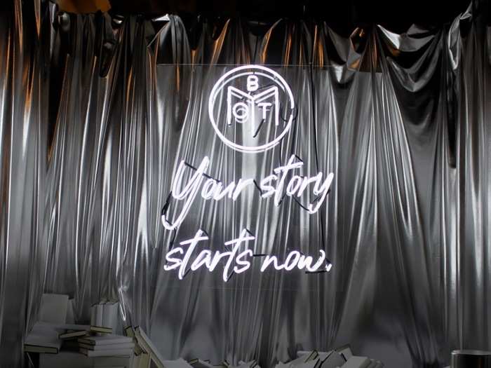 This marked the true start of the House of Showfields. The room was decked out in a shimmery metallic fabric and a neon sign that made us feel like we were about to experience something extraordinary.