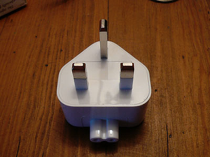 Skip: Universal travel adapter