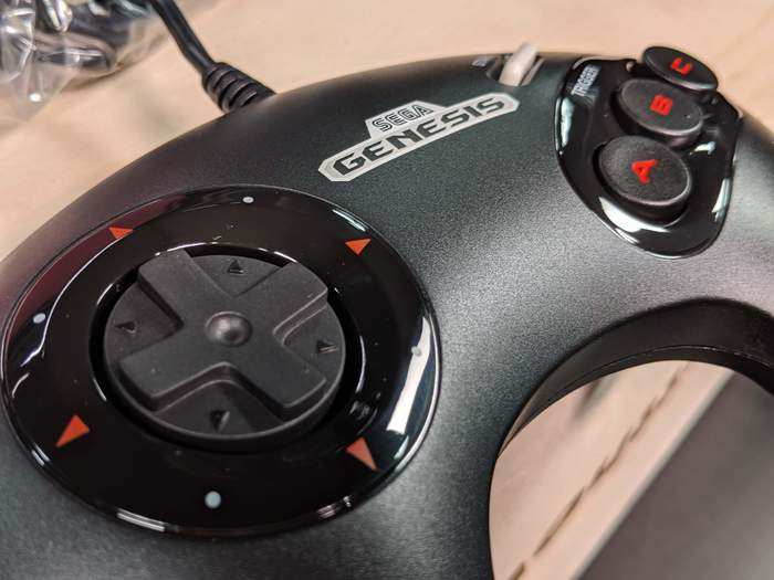 The d-pad is also quite similar to the original — a sturdy-yet-squishy feel: