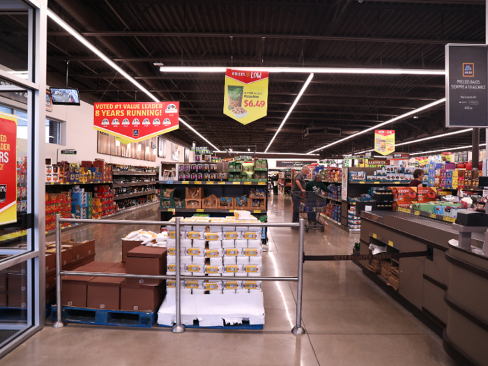 This is what we saw when we first walked in. Aldi locations typically clock in at 16,400 square feet, so they