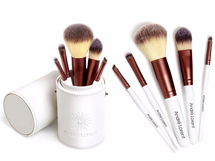 The best essential makeup brush set