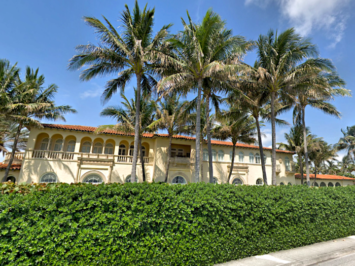 Koch also had a 30,000-square-foot mansion in Palm Beach, Florida, called the Villa el Sarmiento.