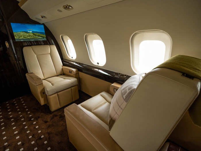 The Global 6000 has a number of features to help passengers stay comfortable.