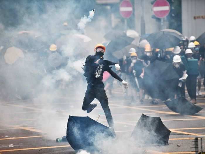 August 24: After nearly two weeks of peace, activists and police violently clashed again.