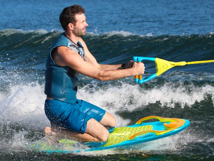 An all-in-one water sports board