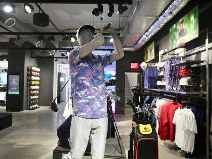 The mannequins here were positioned in the middle of the action, golf club in hand.