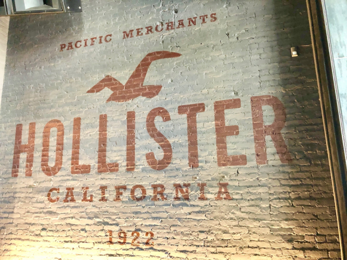 92. Hollister