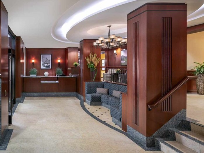 Atria West 86 is a famously luxurious retirement community in the heart of New York City.