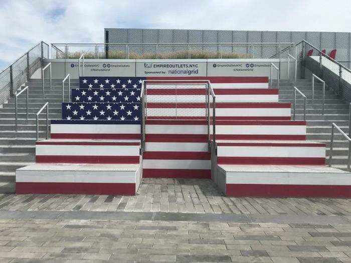 Nearby, we found an empty seating area painted in the likeness of the American flag.