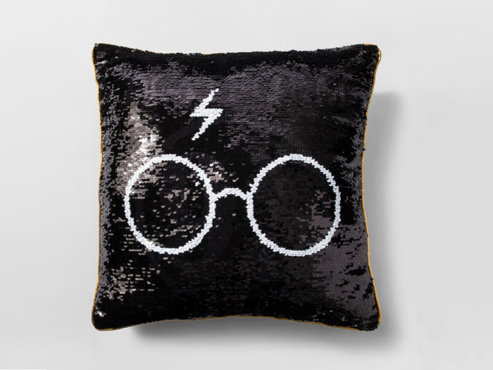 A Potter pillow that