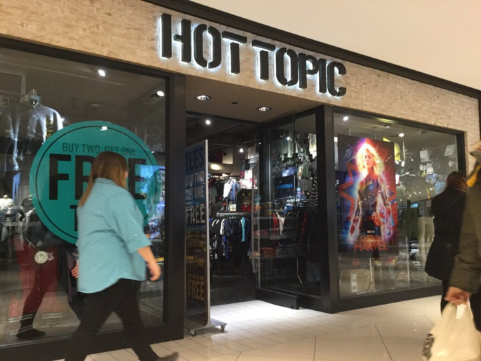 The company fell into a rut near the 2008 financial crisis. In November of 2010, the Los Angeles Times reported that Hot Topic would be closing 40 to 50 stores by early 2011.