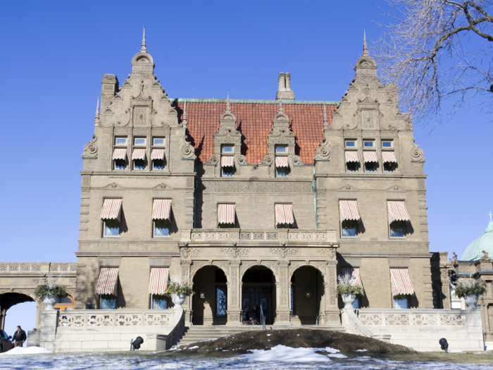 Wisconsin: The Pabst Mansion