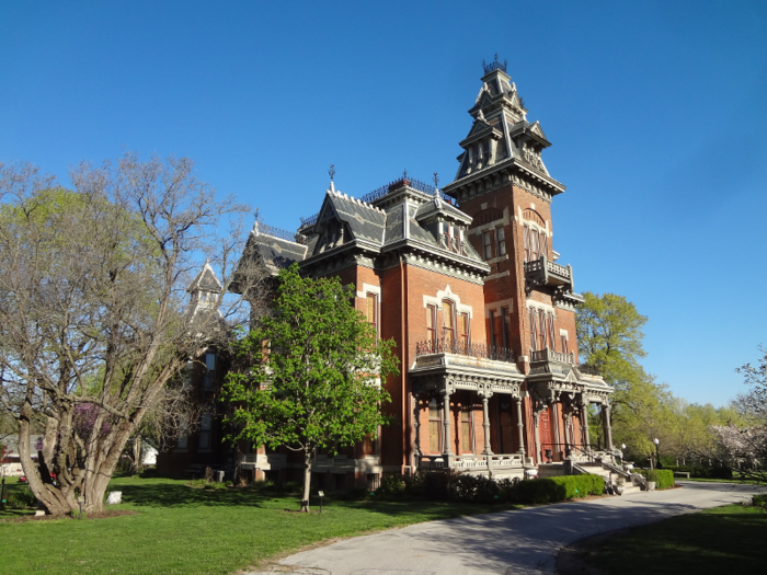 Missouri: The Vaile Mansion