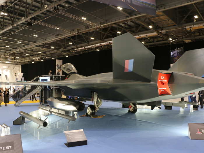 The Royal Air Force showed off its new "Tempest" stealth fighter aircraft — which can be used with pilots or used as an unmanned drone.