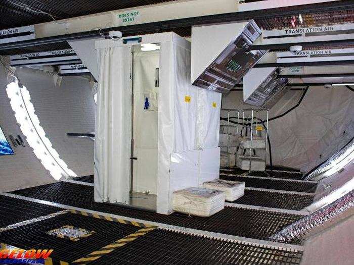 In the lowest deck are four crew quarters, individual crew locker areas, and separate hygiene booths for the crew to wipe down their bodies (the closest one gets to a shower in microgravity).