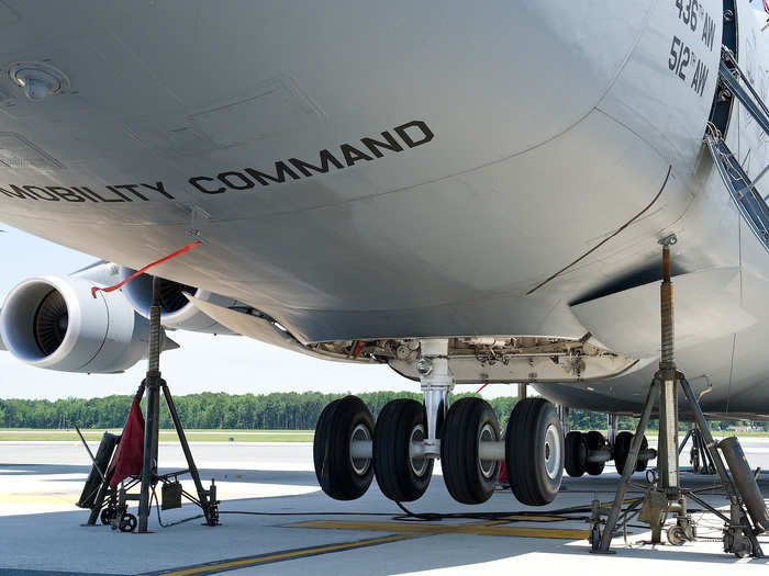 The faceplate is mounted on a sealed ball bearing so that it can rotate with the spanner wrench while the nut is being tightened. This prevents the tool from affecting the torque reading and results in a more accurate procedure. Height and angle adjustability on the main body of the tool make it useful in any situation for any tire on the airplane.