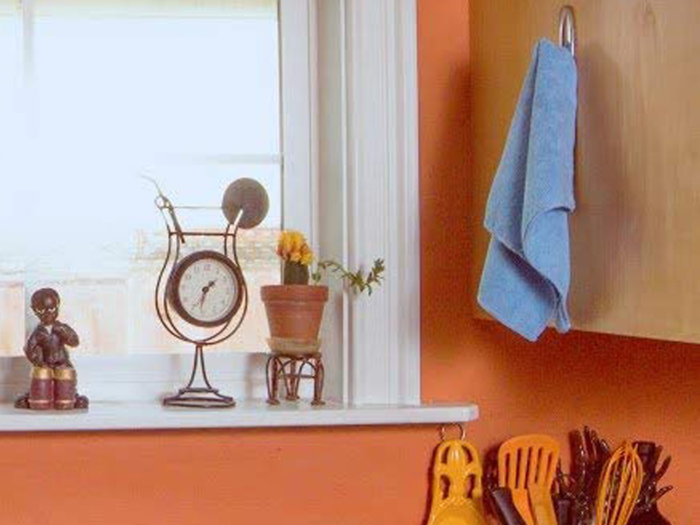 How to thoroughly clean window blinds