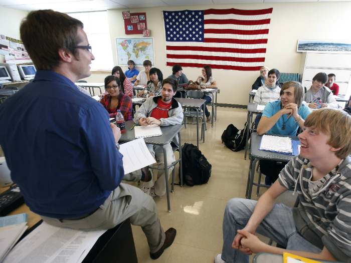 12. Oregon: Teachers there make above the US teacher pay average.