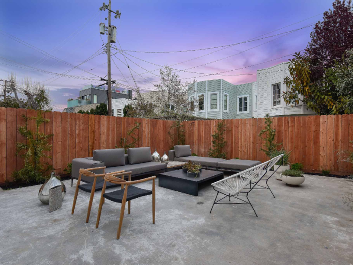 Tech buyers with money to spend also like outdoor space and privacy is key, especially if they