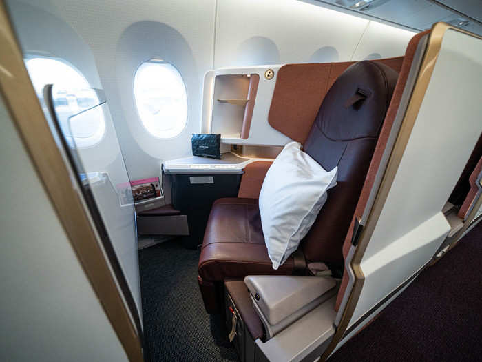 Seats in the middle row face toward the aisle, offering a better sense of privacy if you