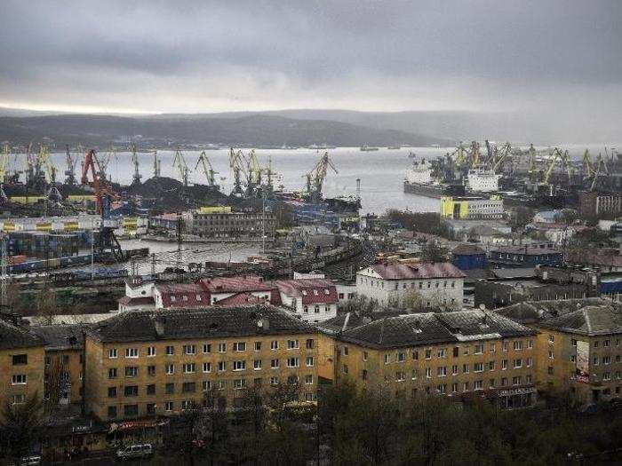 In 2018, the finished plant stopped off in the city of Murmansk, where it was loaded with nuclear fuel.