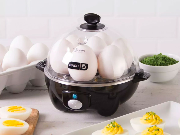 A rapid egg cooker