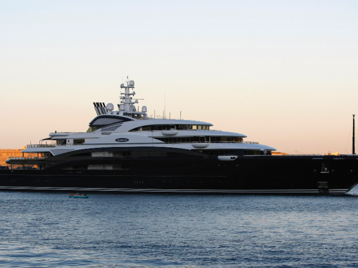 The same report found that a 328-foot superyacht with a top speed of 25 knots and 50 crew members will cost around $275 million on average.