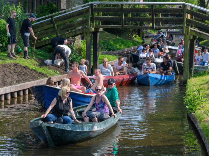 In May, the village started repairing the damaged bridges, RTV Oost reported.