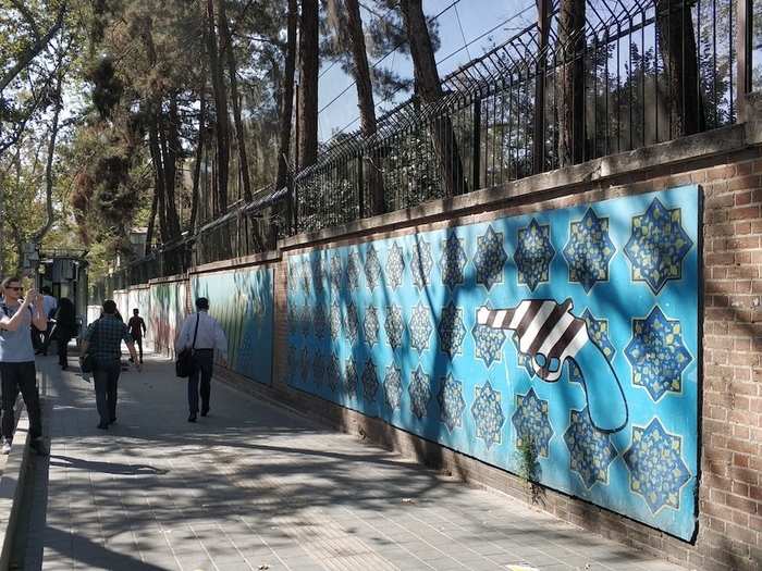 Anti-US sentiment can also be seen around many Iranian cities, and the wall outside the former US embassy in Tehran here is plastered with anti-US murals. Iranian citizens can