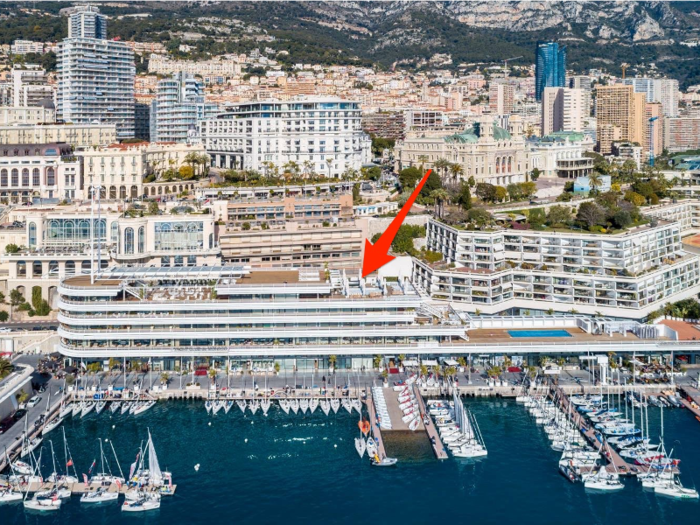 The evening before the show starts, an inaugural gala is held at the Monaco Yacht Club that overlooks Port Hercules.