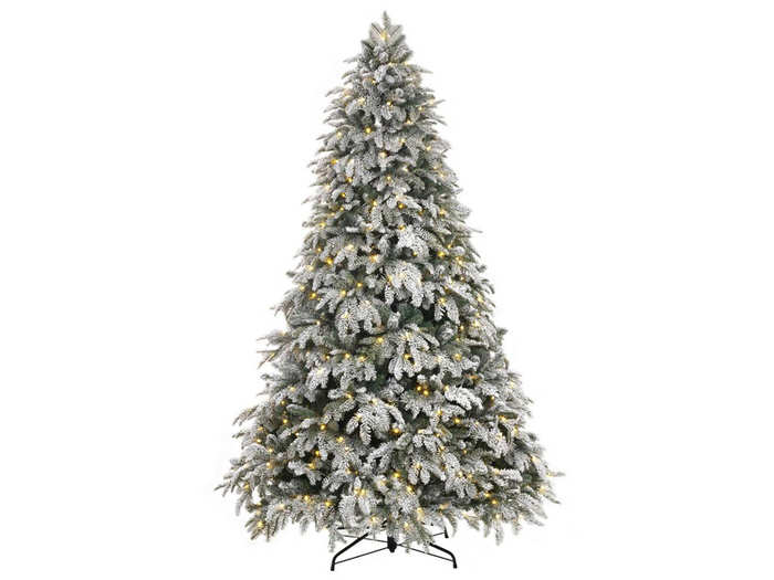 A pre-lit mixed pine Christmas tree with 500 warm white lights