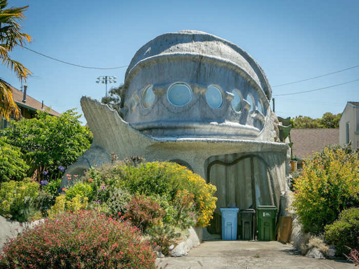 2. The "Fish House" in Berkeley is famous in the area.