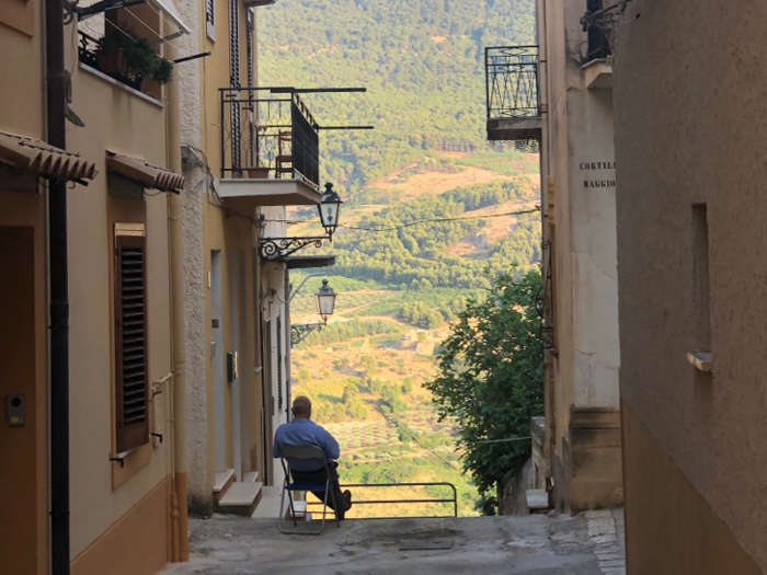 This gentleman had quite the view from his porch.