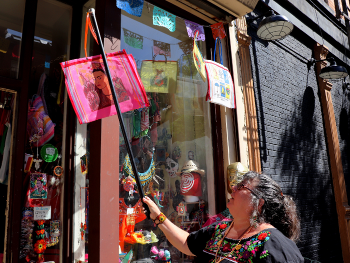 In New York, people stopped her on the street to ask about her mercado bags.