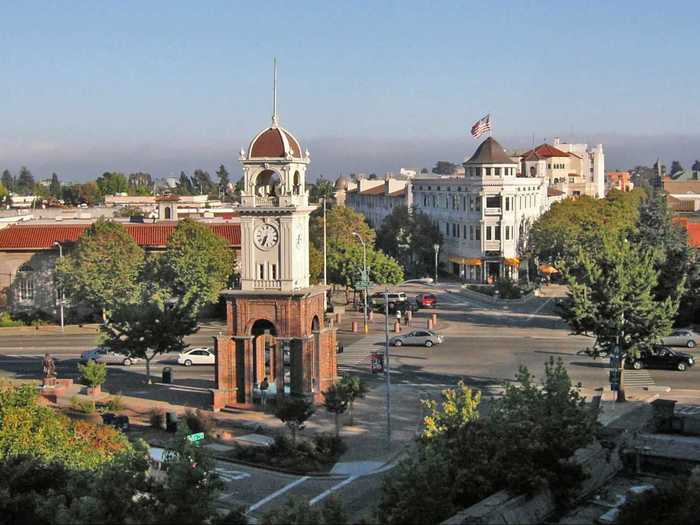 4. Santa Cruz, California