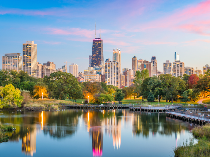 7. Chicago, Illinois, saw a nearly 3% increase in its ultra-wealthy population.