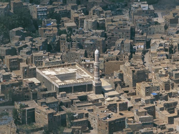 People can also visit the mosque. While the city was mostly rebuilt after severe flooding in 1532, the city