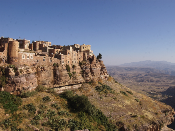 Named after a Yemen King, it used to be overlooked, and protected, by the fortress city Kawkaban.