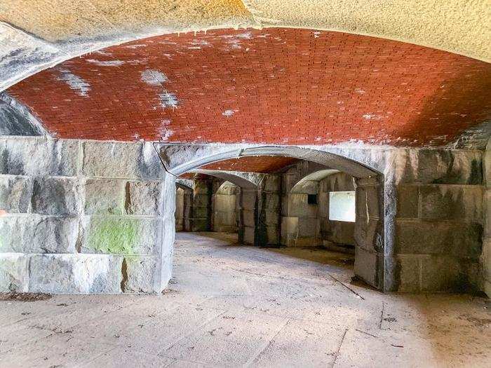 After World War II, Fort Gorges was abandoned until 1960, when Portland, Maine, acquired it and added it to the National Register of Historic Places.