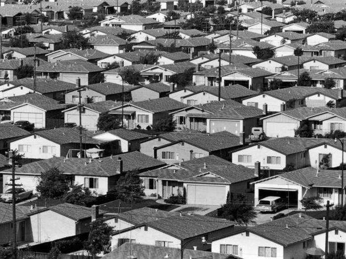 Men from other parts of the country moved through the Bay Area for jobs or on their way to fight in Asia, and some of them saw a place they wanted to settle in the future. People stayed or moved after the war, and large quantities of housing were built.