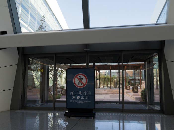 However, many parts of the hall were still closed to the public because the airport had only been open for a week during my visit.