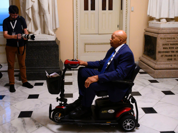 In 2017, Cummings spent two months in the hospital after there were complications with his heart valve replacement. He thought he was "living on borrowed time." He began to use a motorized wheelchair or walking stick to get around the Capitol after that.