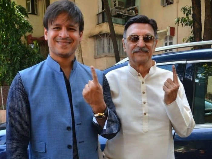 Vivek Oberoi with his father Suresh Oberoi were seen smiling after they cast their votes.