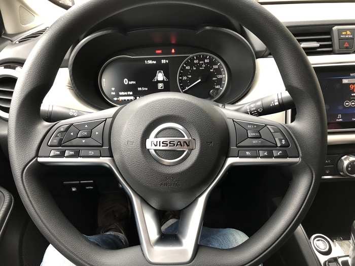 The mutlifunction steering wheel is what most drivers would expect from a modern car.