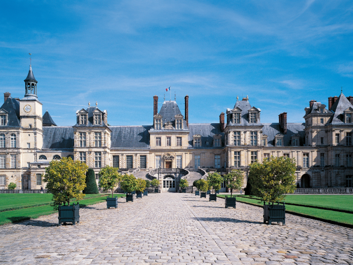 The reception was held at the Château de Fontainebleau, a medieval palace that Napoleon had restored and refurbished during his time as Emperor.