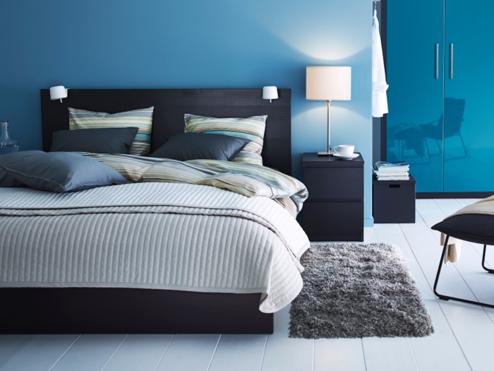How to pick the right bed frame
