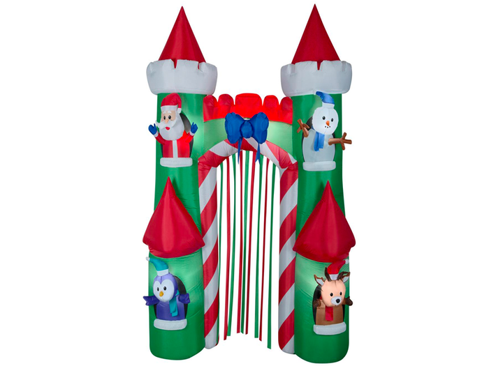 An interactive Christmas castle