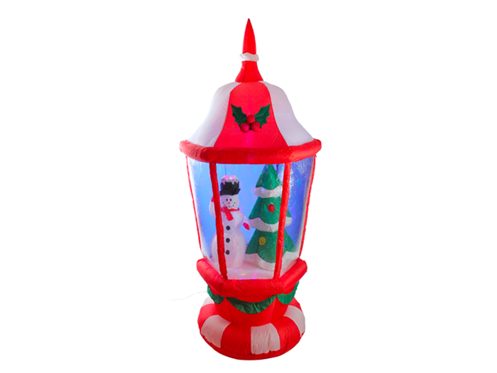 A holiday lantern that features a dynamic duo